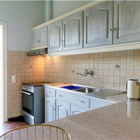 3 bedroom villa with pool in Kassiopi, Corfu, sleeps 6